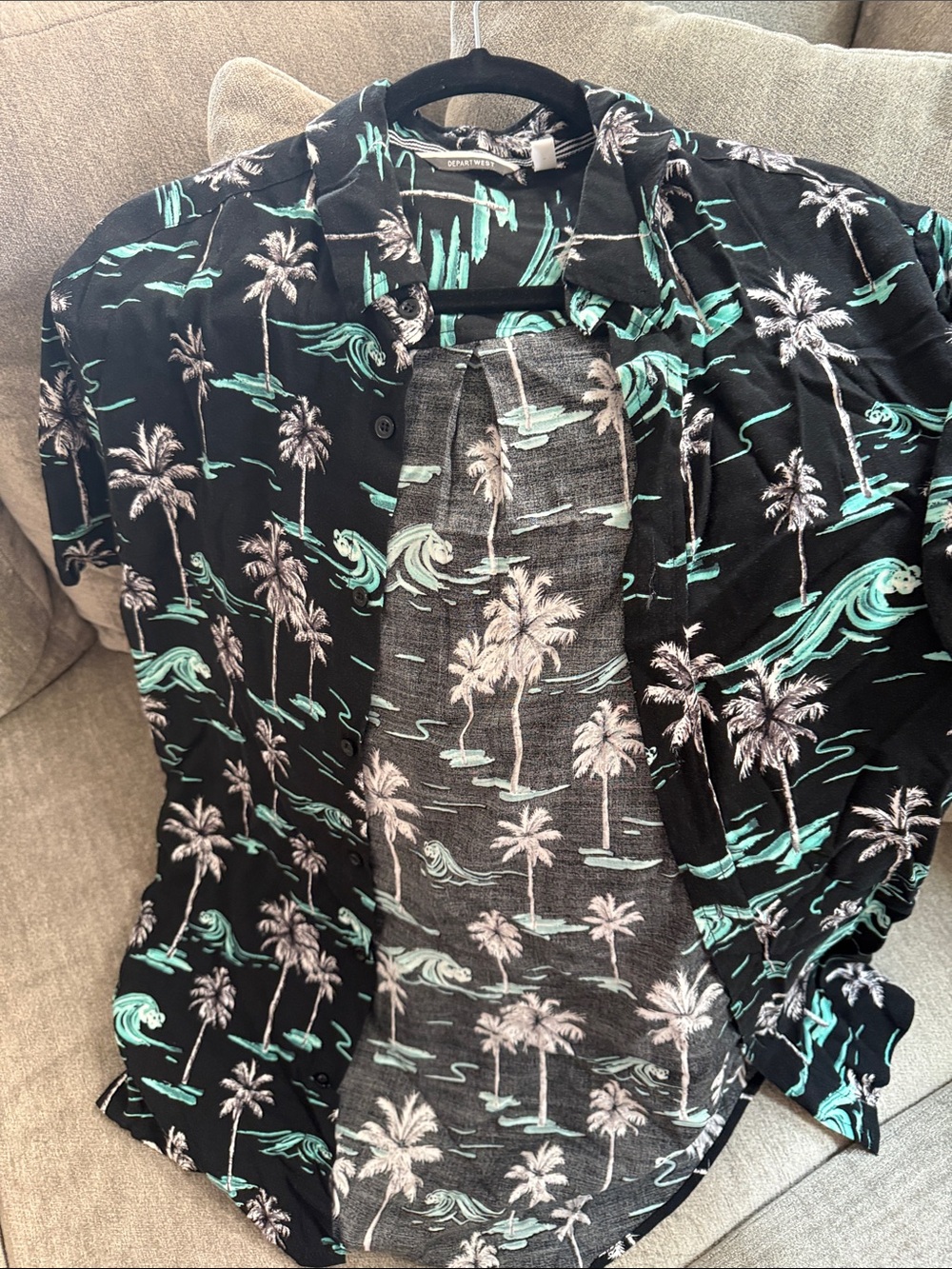 Men's Black Palm-Print Short Sleeve Button-Down Shirt - Mint Accent